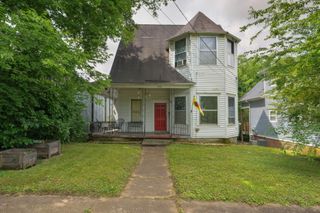 812 E 10th Street, Chattanooga, TN 37403