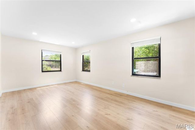 340 Selma, Webster Groves, MO 63119