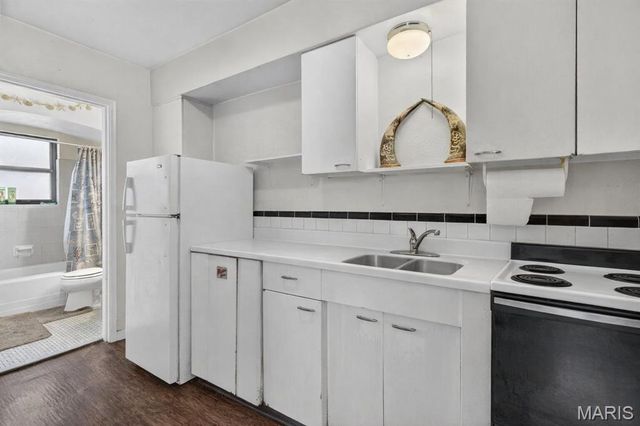 340 Selma, Webster Groves, MO 63119