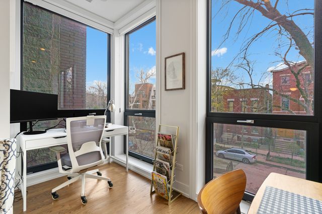 944 N Winchester Avenue 2, Chicago, IL 60622