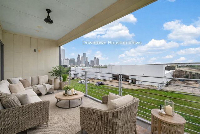 1819 South Street, Houston, TX 77009