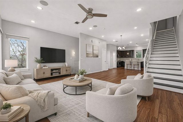 1819 South Street, Houston, TX 77009