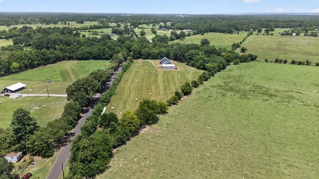 1094 County Road 2389, Alba, TX 75410