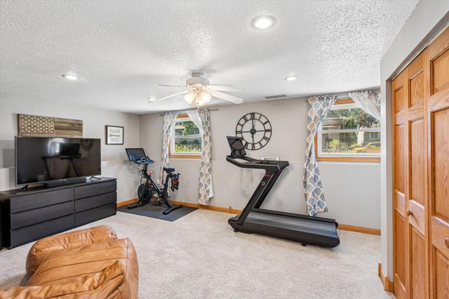 8630 81st Street S, Cottage Grove, MN 55016