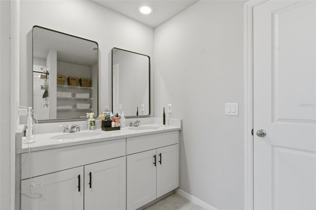 7004 FEATHER RIVER PLACE, Parrish, FL 34219