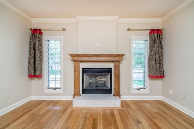 12821 E Crest Ridge Cir, Wichita, KS 67230