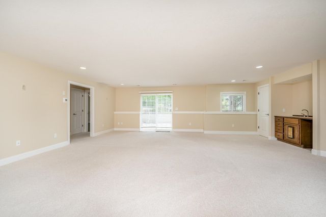 12821 E Crest Ridge Cir, Wichita, KS 67230