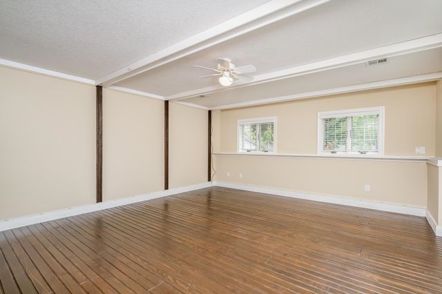 12821 E Crest Ridge Cir, Wichita, KS 67230