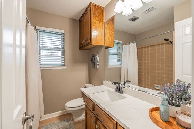 3416 Ainsworth Court, Arlington, TX 76016