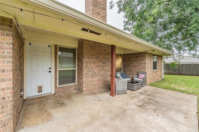 3416 Ainsworth Court, Arlington, TX 76016