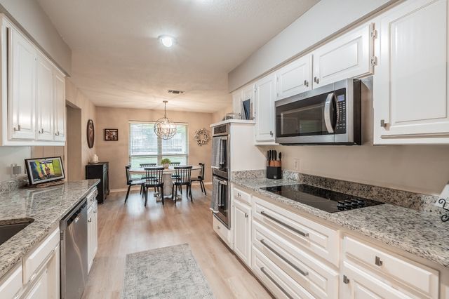 3416 Ainsworth Court, Arlington, TX 76016