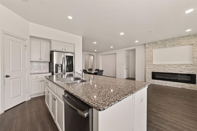 16039 Cypress Farms Drive, Cypress, TX 77429