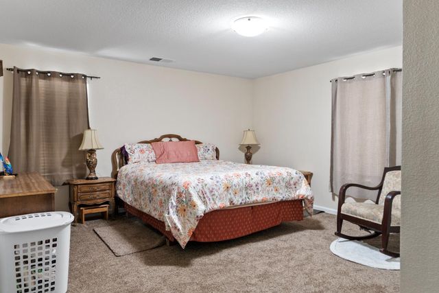 1132 Marsh Wren Ct, Patterson, CA 95363