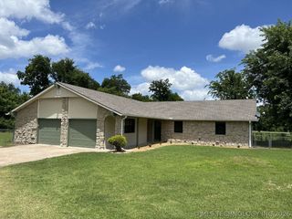 603 Davidson Court, Sand Springs, OK 74063