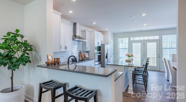 2635 W Trade Street Paxton, Charlotte, NC 28208