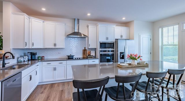 2635 W Trade Street Paxton, Charlotte, NC 28208