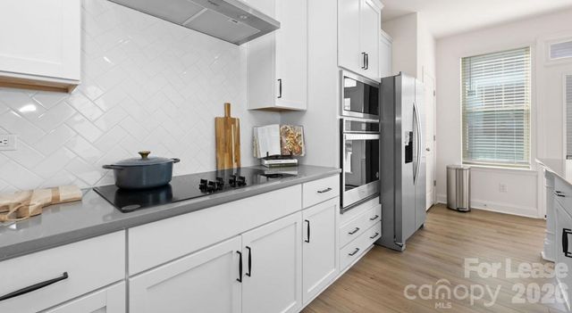 2635 W Trade Street Paxton, Charlotte, NC 28208