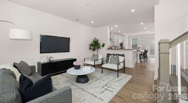 2635 W Trade Street Paxton, Charlotte, NC 28208