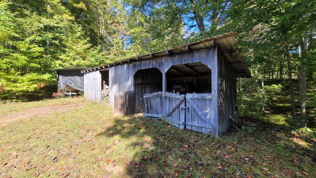 314 Burns Hollow Rd, Waynesboro, TN 38485