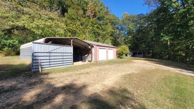 314 Burns Hollow Rd, Waynesboro, TN 38485