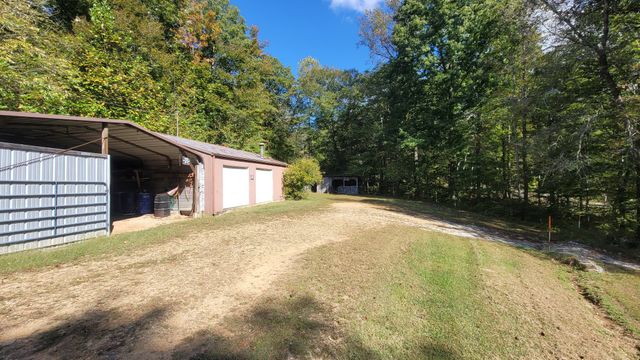 314 Burns Hollow Rd, Waynesboro, TN 38485