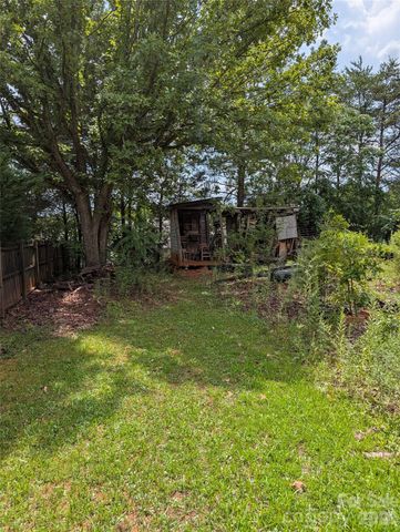 2339 Journeys Pass, Newton, NC 28658
