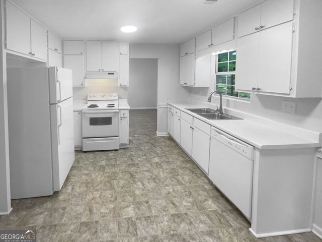 4504 Cedar Ridge Trail, Stone Mountain, GA 30083