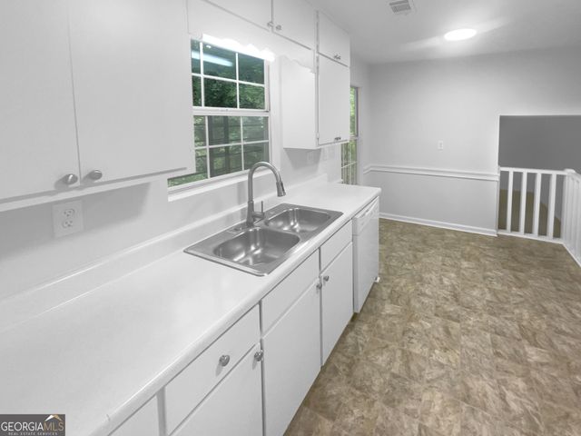 4504 Cedar Ridge Trail, Stone Mountain, GA 30083