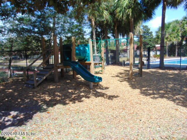 450 HONEYCOMB Way, St. Johns, FL 32259