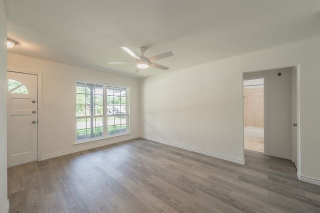 6 Honor Oak Lane, Bedford, TX 76022