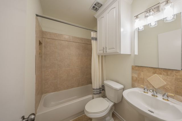 6 Honor Oak Lane, Bedford, TX 76022