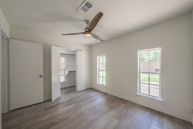 6 Honor Oak Lane, Bedford, TX 76022