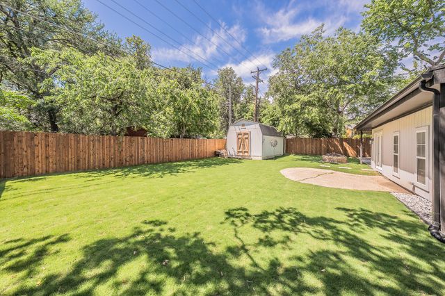 6 Honor Oak Lane, Bedford, TX 76022