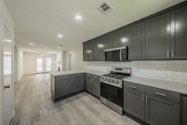 6 Honor Oak Lane, Bedford, TX 76022