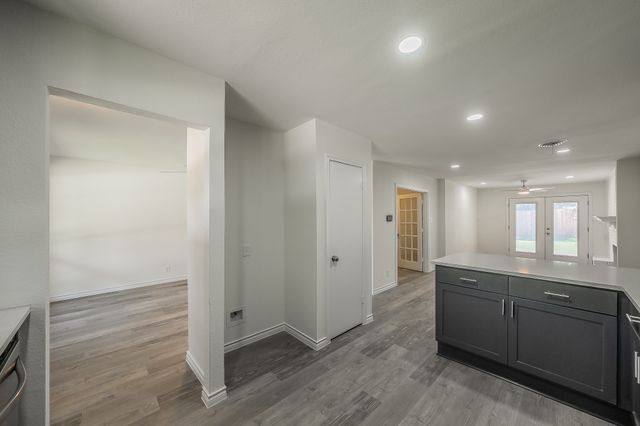 6 Honor Oak Lane, Bedford, TX 76022