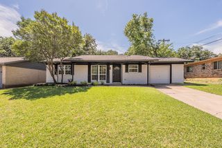 6 Honor Oak Lane, Bedford, TX 76022