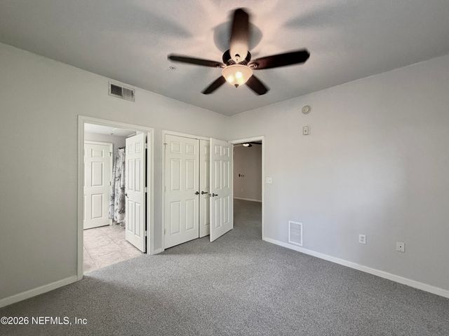 8539 GATE Parkway W 1724, Jacksonville, FL 32216