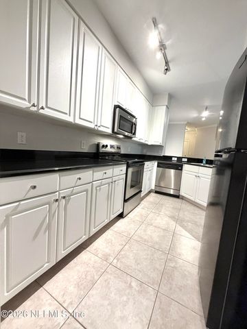 8539 GATE Parkway W 1724, Jacksonville, FL 32216