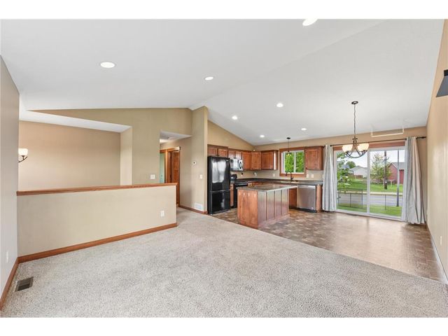1307 Osprey Court, New Richmond, WI 54017