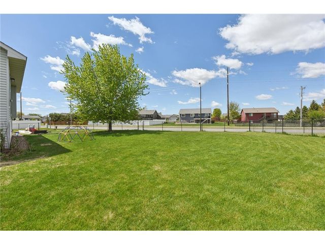 1307 Osprey Court, New Richmond, WI 54017