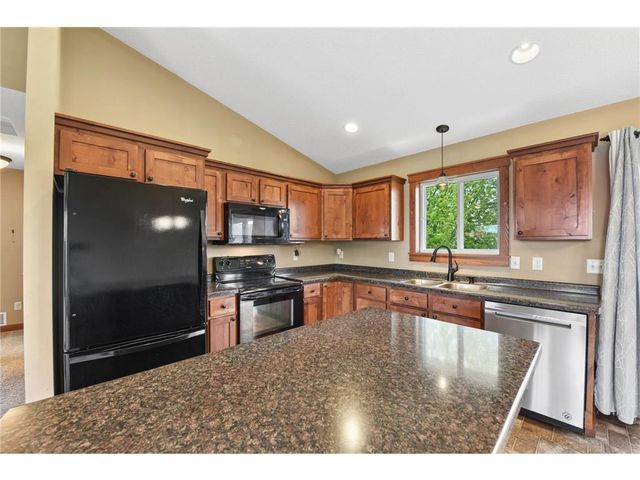 1307 Osprey Court, New Richmond, WI 54017
