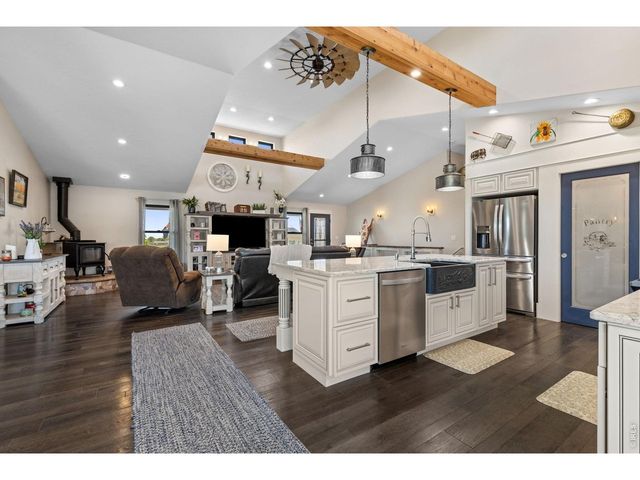 9200 Meadow Farms Dr, Milliken, CO 80543