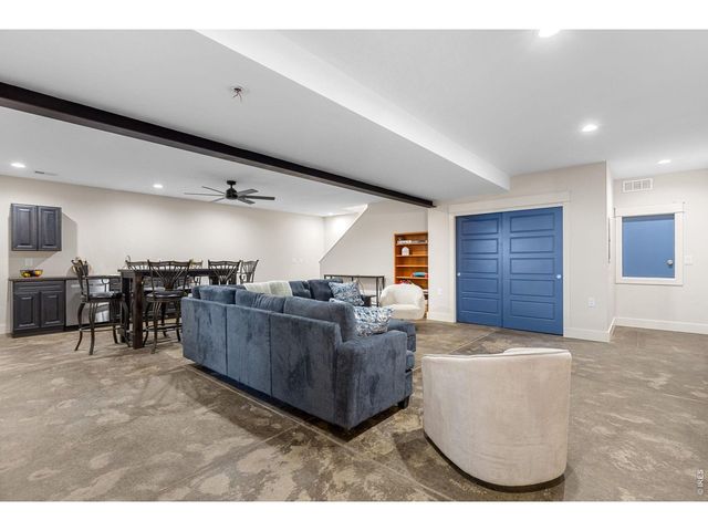 9200 Meadow Farms Dr, Milliken, CO 80543
