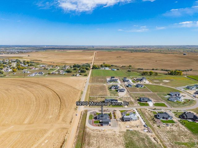 9200 Meadow Farms Dr, Milliken, CO 80543