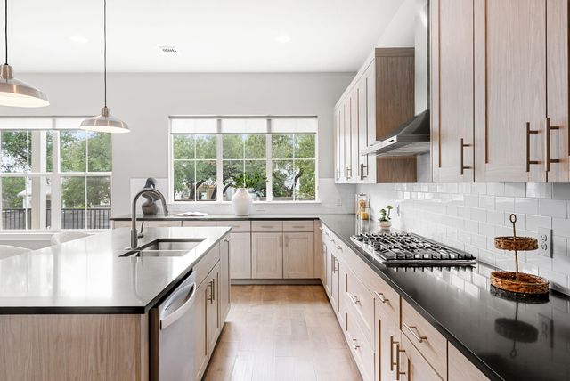 7911 Ryans WAY, Austin, TX 78726