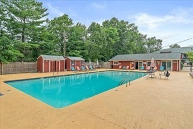 95 Fountain Ln 3, Weymouth, MA 02190