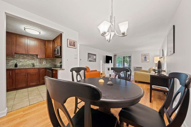 95 Fountain Ln 3, Weymouth, MA 02190
