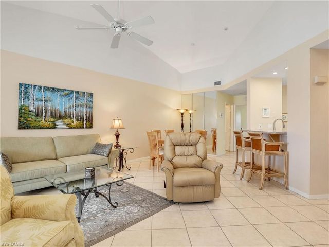 2408 Millcreek LN 202, Naples, FL 34119