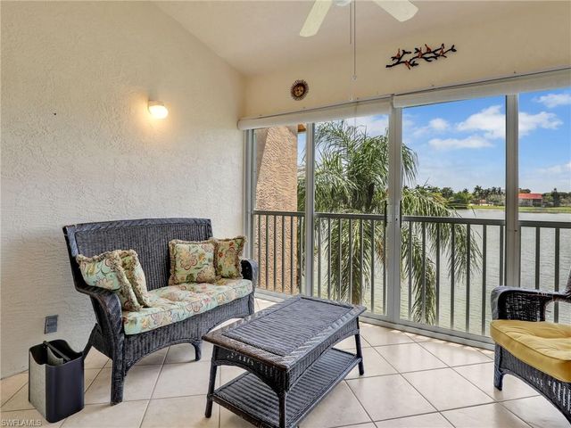 2408 Millcreek LN 202, Naples, FL 34119