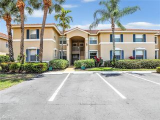 2408 Millcreek LN 202, Naples, FL 34119